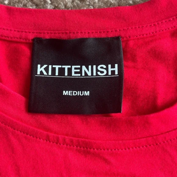 Kittenish Cropped Red Crewneck T-Shirt - Picture 2 of 5
